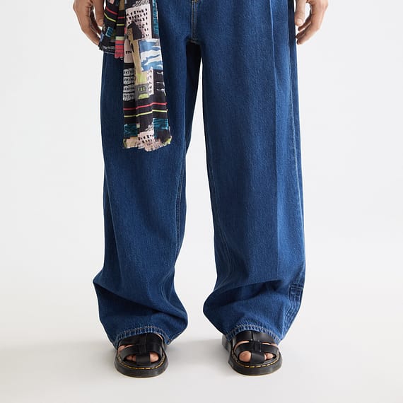 Seasonal super loose pleat front jeans — Forever Blue